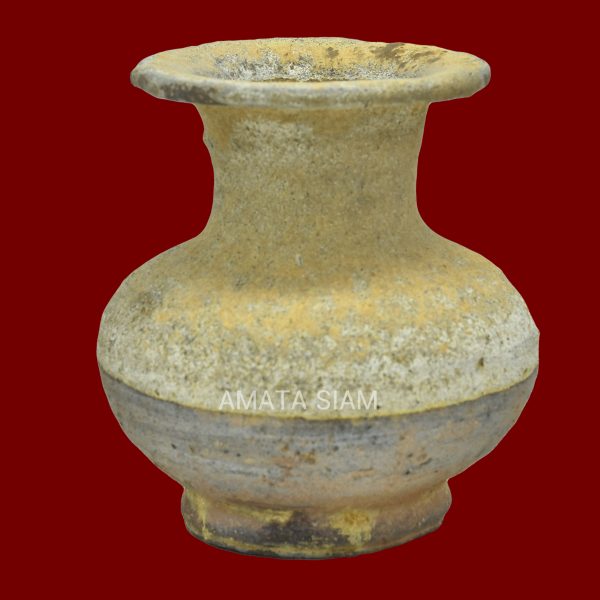 Thai earthenware with a flaring rim